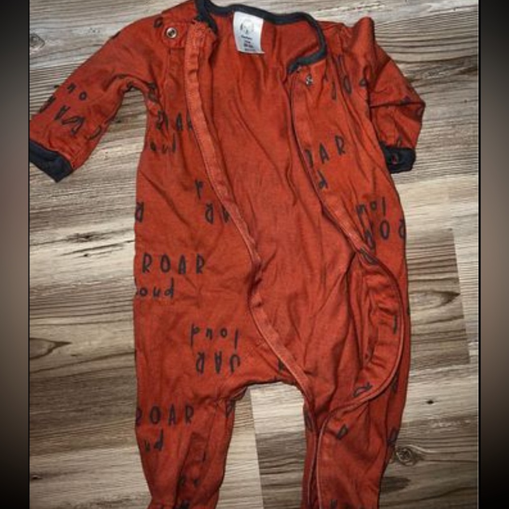 Baby’s clothing
